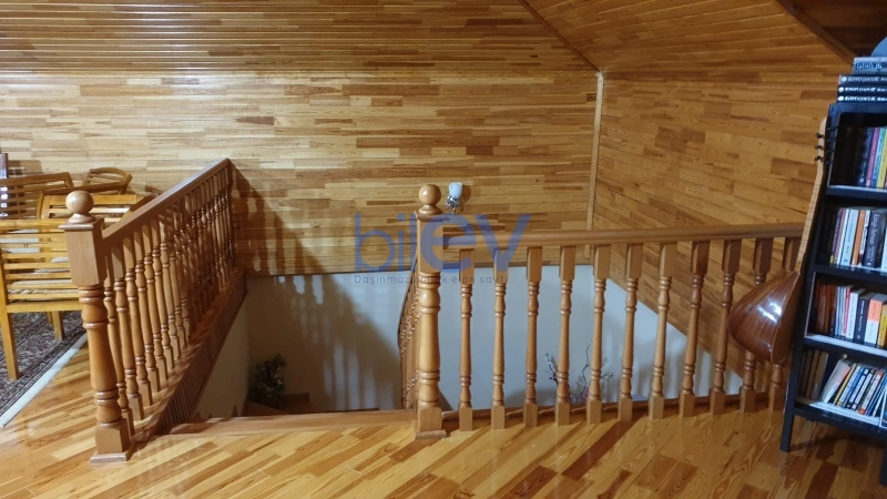 Aylıq Kirayə 6 otaqlı Həyət evi  300m², Bakı
