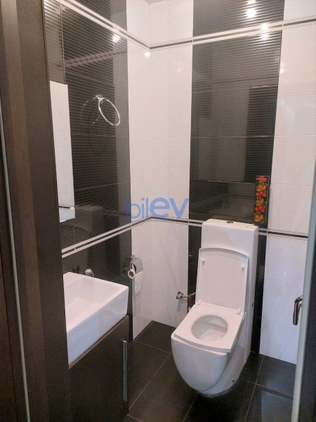 Aylıq Kirayə 3 otaqlı Yeni Tikili bina evi  145m², Bakı