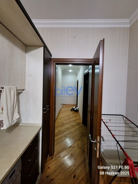 Aylıq Kirayə 2 otaqlı Yeni Tikili bina evi  90m², Bakı