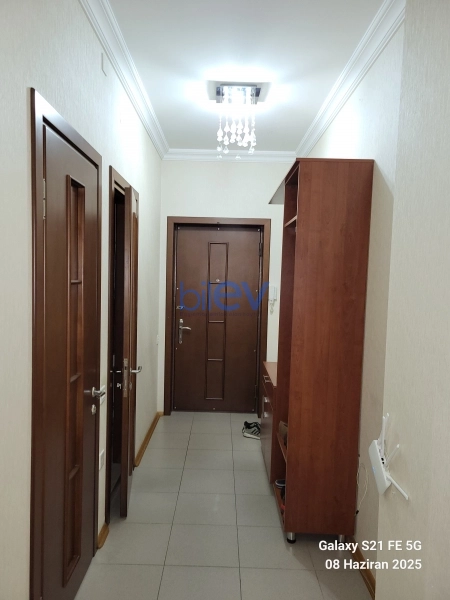 Aylıq Kirayə 2 otaqlı Yeni Tikili bina evi  90m², Bakı