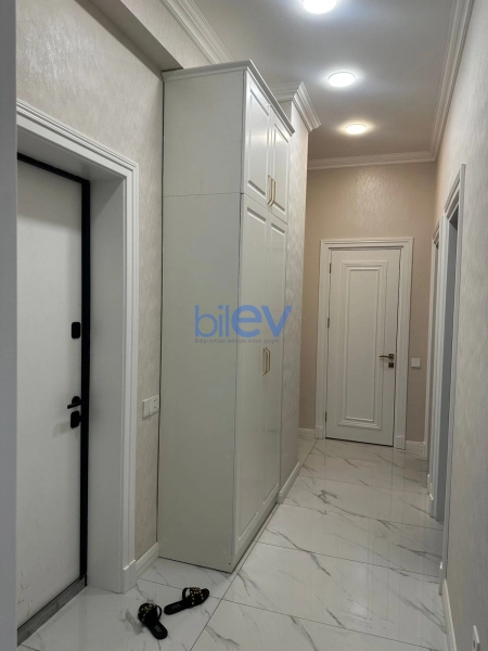Aylıq Kirayə 2 otaqlı Yeni Tikili bina evi  80m², Bakı
