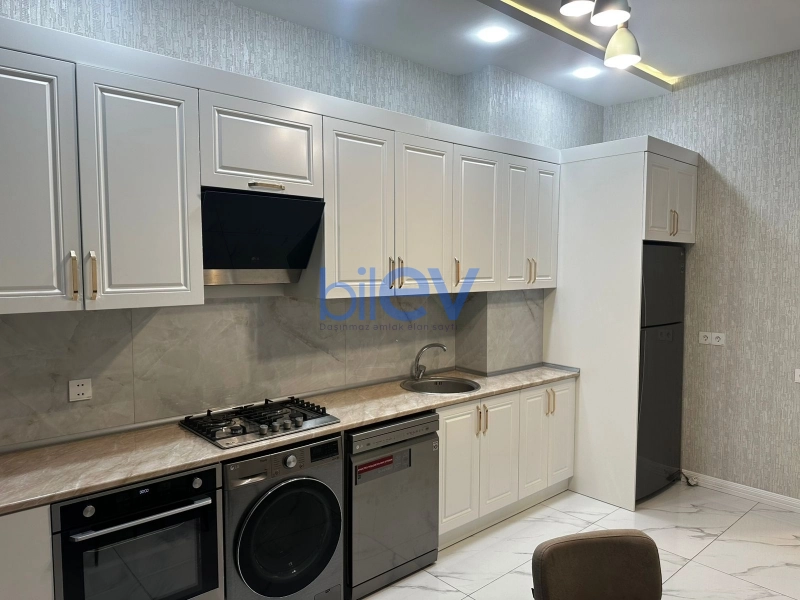 Aylıq Kirayə 2 otaqlı Yeni Tikili bina evi  80m², Bakı
