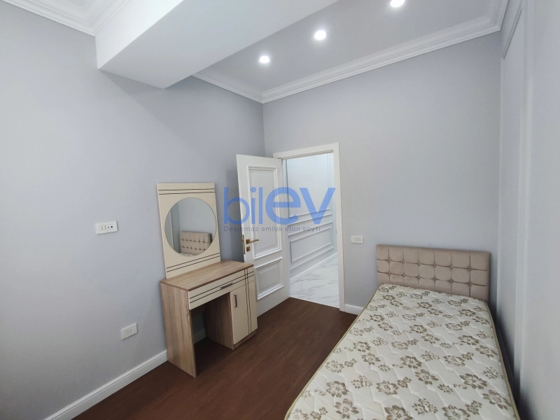 Aylıq Kirayə 3 otaqlı Yeni Tikili bina evi  110m², Bakı