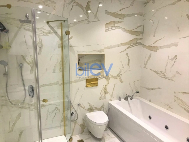 Aylıq Kirayə 3 otaqlı Yeni Tikili bina evi  215m², Bakı