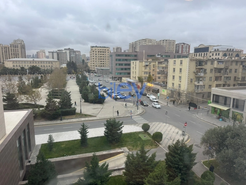Satış 2 otaqlı Köhnə Tikili bina evi  55m², Bakı