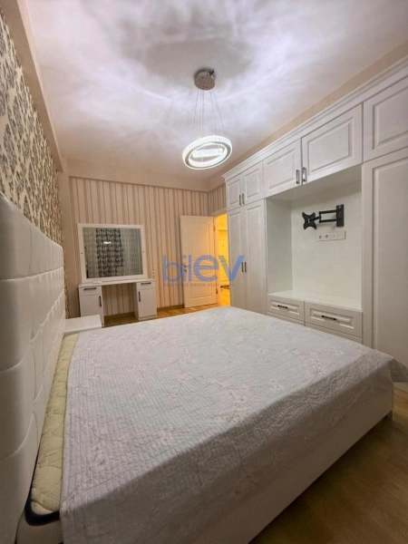 Aylıq Kirayə 2 otaqlı Yeni Tikili bina evi  102m², Bakı