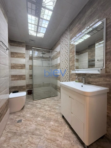Aylıq Kirayə 2 otaqlı Yeni Tikili bina evi  102m², Bakı