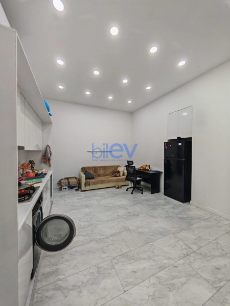 Aylıq Kirayə 3 otaqlı Köhnə Tikili bina evi  80m², Bakı
