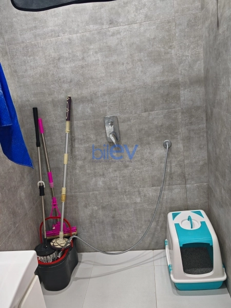 Aylıq Kirayə 3 otaqlı Köhnə Tikili bina evi  80m², Bakı