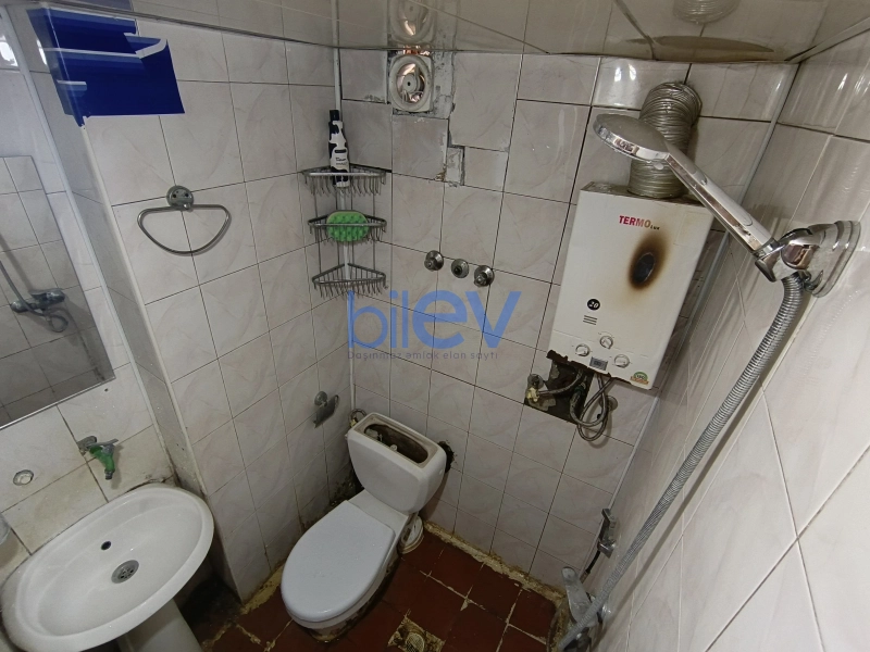 Aylıq Kirayə 2 otaqlı Köhnə Tikili bina evi  40m², Bakı