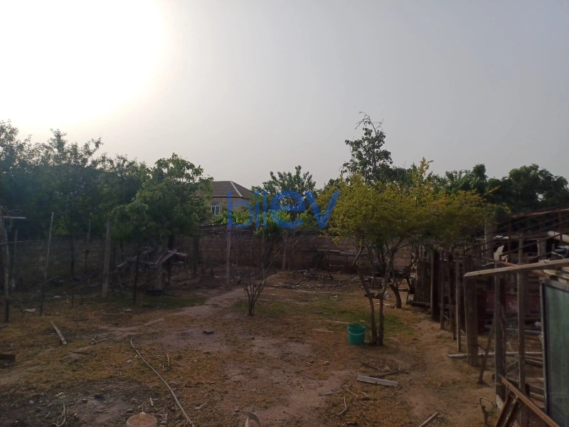 Aylıq Kirayə 2 otaqlı Köhnə Tikili bina evi  m², Bakı