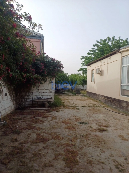 Aylıq Kirayə 2 otaqlı Köhnə Tikili bina evi  m², Bakı