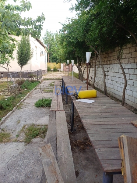 Aylıq Kirayə 2 otaqlı Köhnə Tikili bina evi  m², Bakı