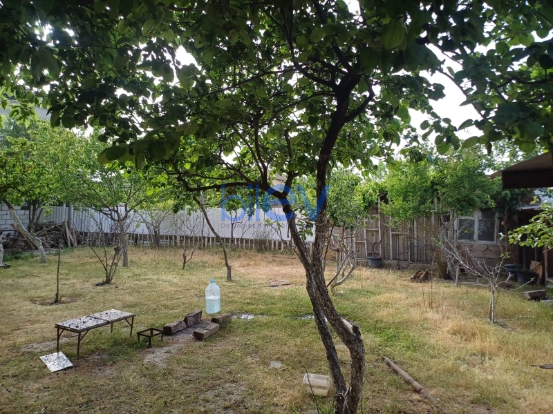Aylıq Kirayə 2 otaqlı Köhnə Tikili bina evi  m², Bakı