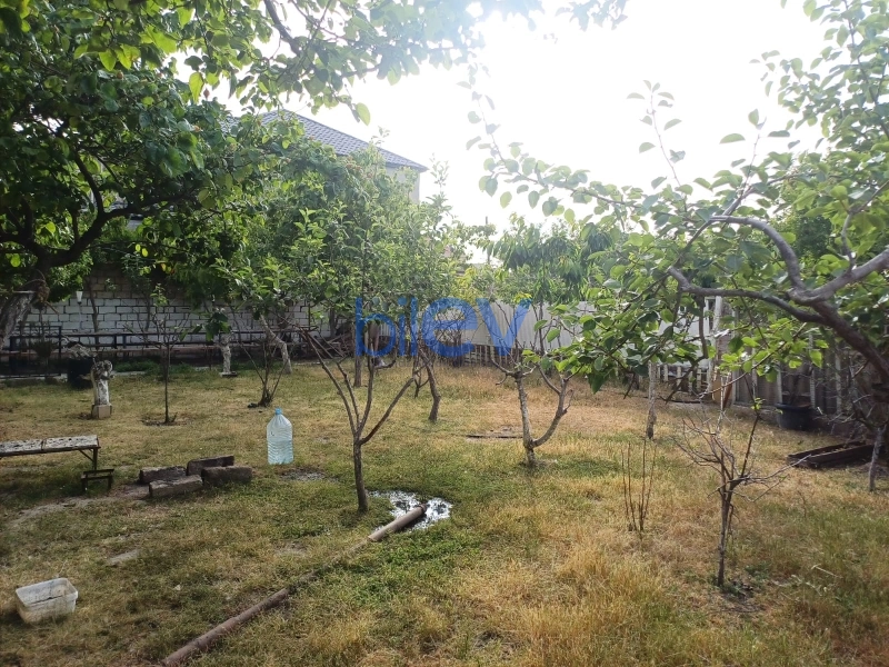 Aylıq Kirayə 2 otaqlı Köhnə Tikili bina evi  m², Bakı