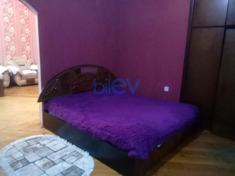 Aylıq Kirayə 4 otaqlı Köhnə Tikili bina evi  120m², Bakı