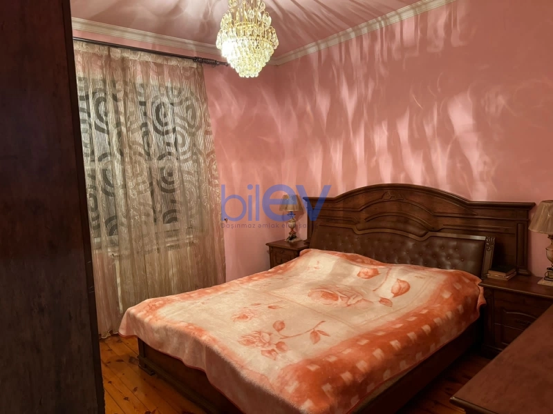 Aylıq Kirayə 6 otaqlı Həyət evi  240m², Bakı