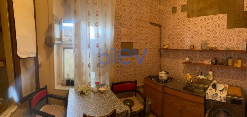 Aylıq Kirayə 2 otaqlı Köhnə Tikili bina evi  60m², Bakı