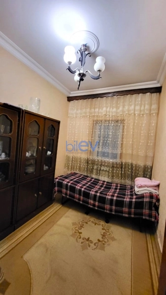 Satış 7 otaqlı Həyət evi  220m², Bakı