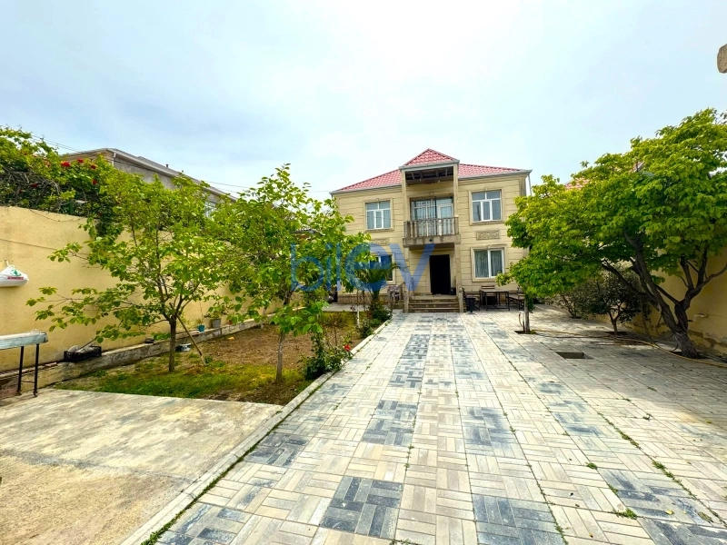 Satış 7 otaqlı Həyət evi  220m², Bakı