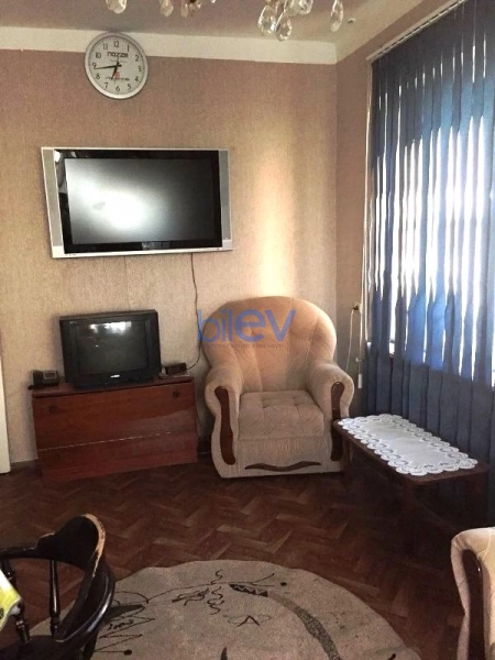 Aylıq Kirayə 1 otaqlı Köhnə Tikili bina evi  40m², Bakı