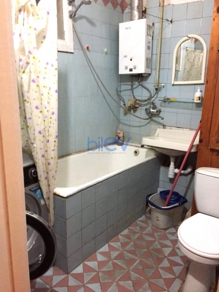 Aylıq Kirayə 1 otaqlı Köhnə Tikili bina evi  40m², Bakı