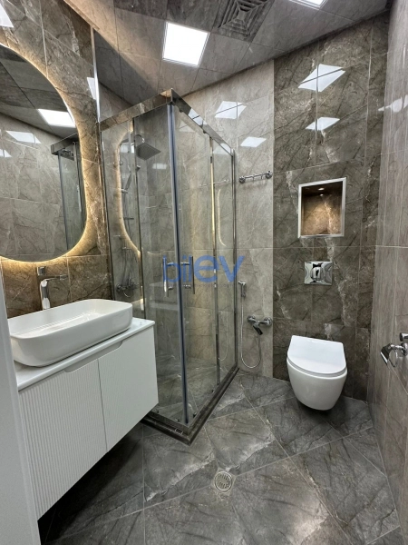 Aylıq Kirayə 2 otaqlı Köhnə Tikili bina evi  65m², Bakı