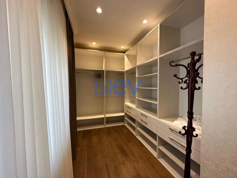 Satış 7 otaqlı Bağ evi  500m², Bakı
