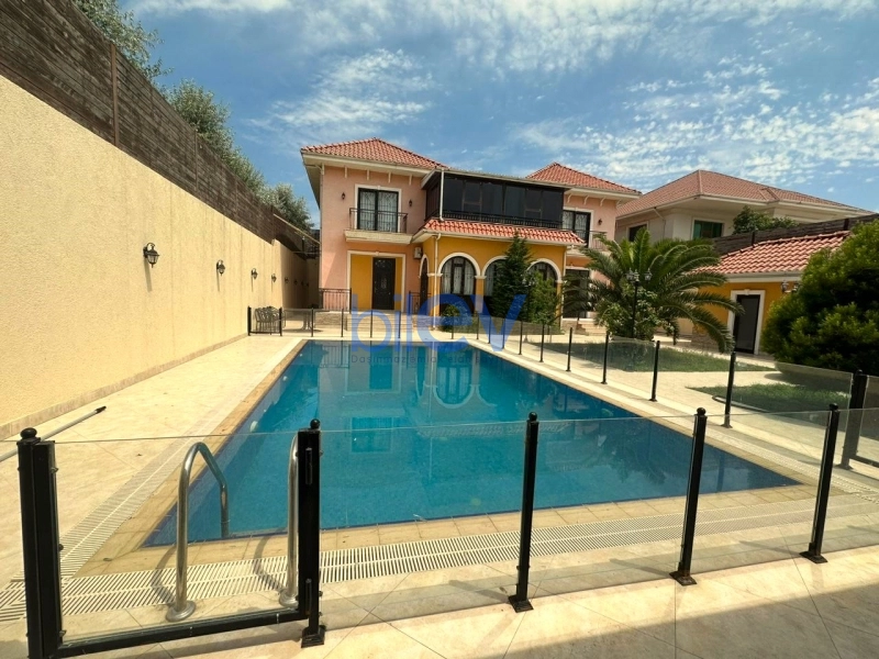Satış 7 otaqlı Bağ evi  500m², Bakı
