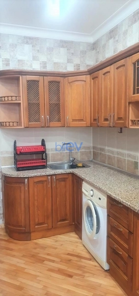 Aylıq Kirayə 2 otaqlı Yeni Tikili bina evi  65m², Bakı