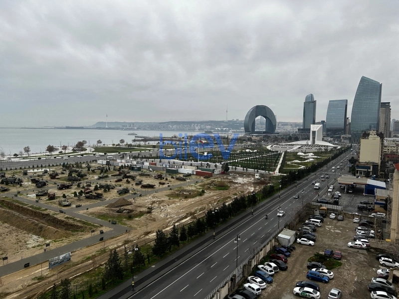 Aylıq Kirayə 4 otaqlı Yeni Tikili bina evi  240m², Bakı