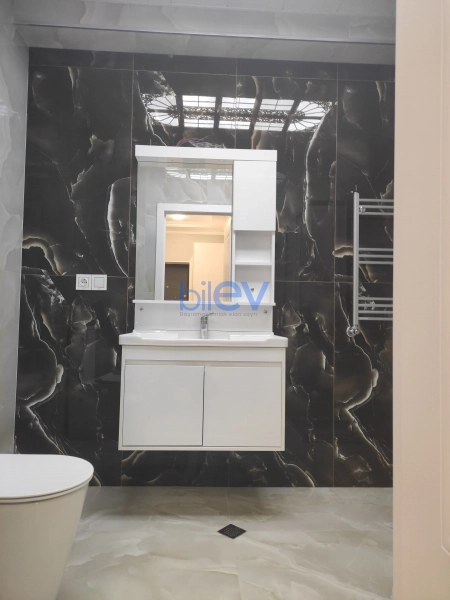 Aylıq Kirayə 2 otaqlı Yeni Tikili bina evi  80m², Bakı
