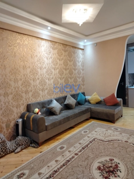 Aylıq Kirayə 3 otaqlı Yeni Tikili bina evi  110m², Bakı