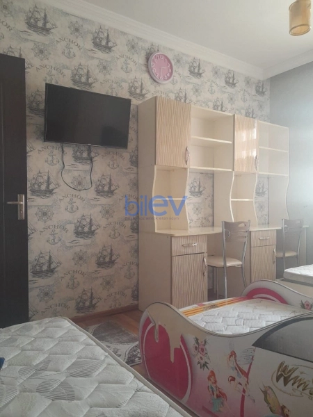 Aylıq Kirayə 3 otaqlı Köhnə Tikili bina evi  72m², Bakı