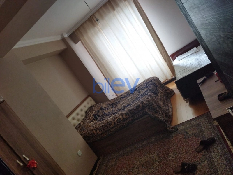 Aylıq Kirayə 3 otaqlı Yeni Tikili bina evi  92m², Bakı