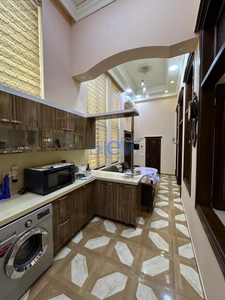 Aylıq Kirayə 2 otaqlı Köhnə Tikili bina evi  80m², Bakı