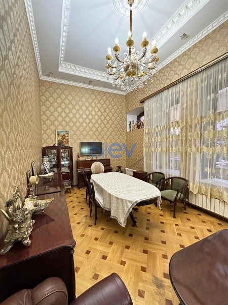 Aylıq Kirayə 2 otaqlı Köhnə Tikili bina evi  80m², Bakı