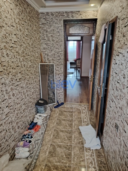 Satış 3 otaqlı Köhnə Tikili bina evi  100m², Bakı