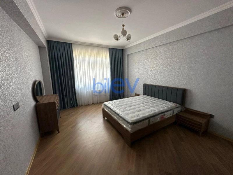 Aylıq Kirayə 3 otaqlı Yeni Tikili bina evi  124m², Bakı