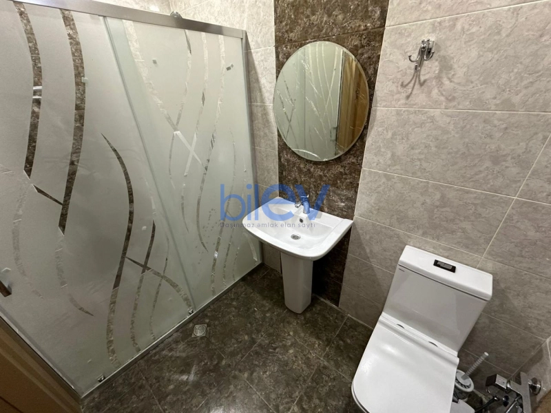 Aylıq Kirayə 3 otaqlı Yeni Tikili bina evi  124m², Bakı