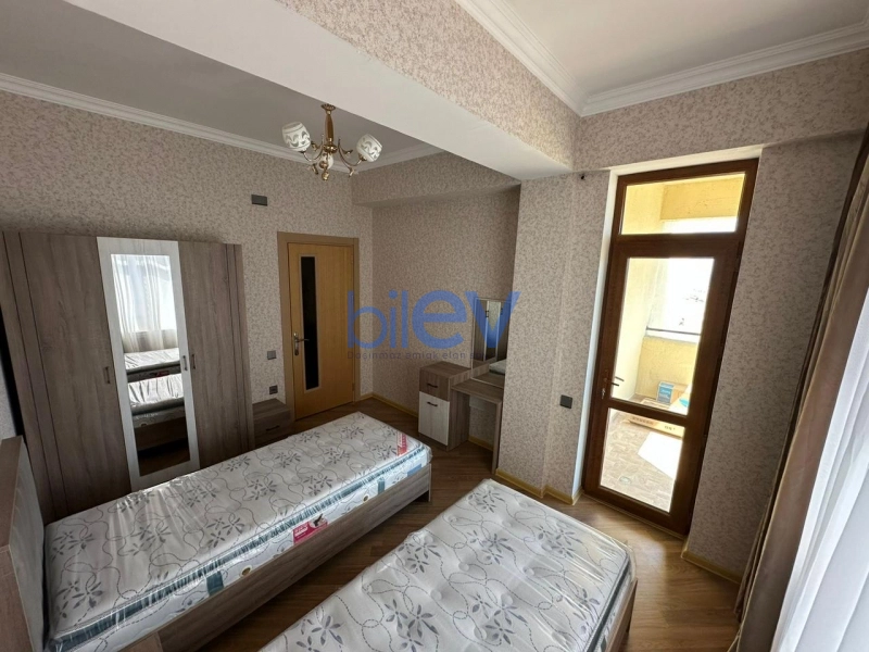Aylıq Kirayə 3 otaqlı Yeni Tikili bina evi  124m², Bakı