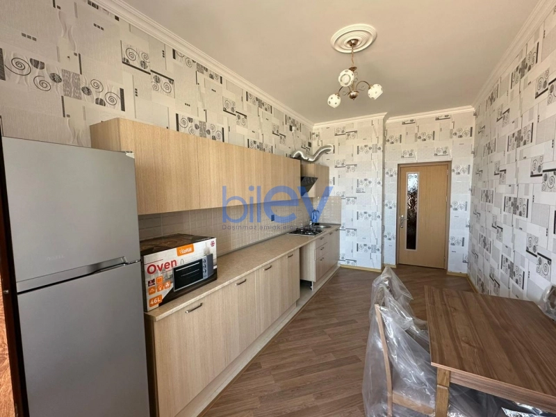 Aylıq Kirayə 3 otaqlı Yeni Tikili bina evi  124m², Bakı