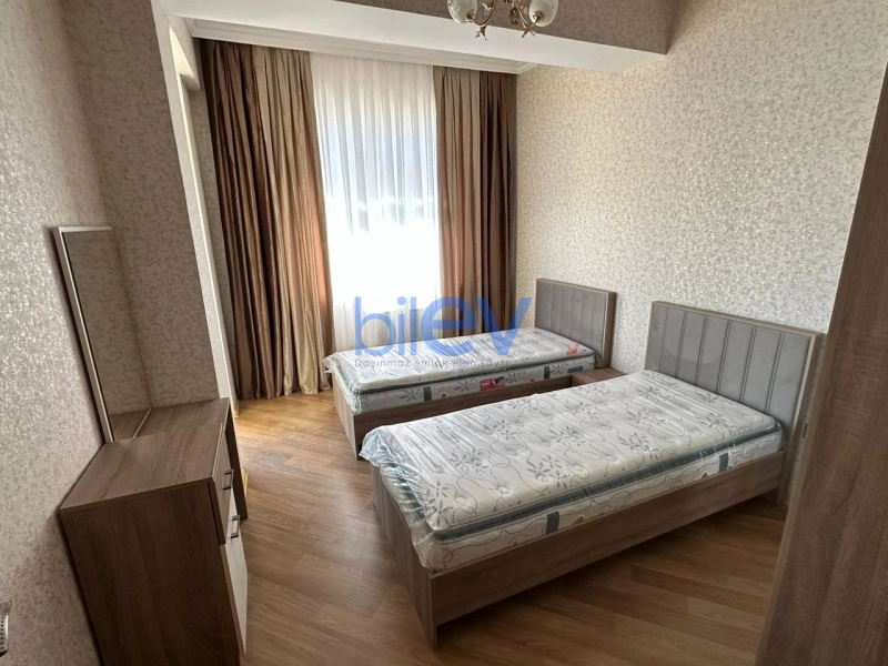 Aylıq Kirayə 3 otaqlı Yeni Tikili bina evi  124m², Bakı