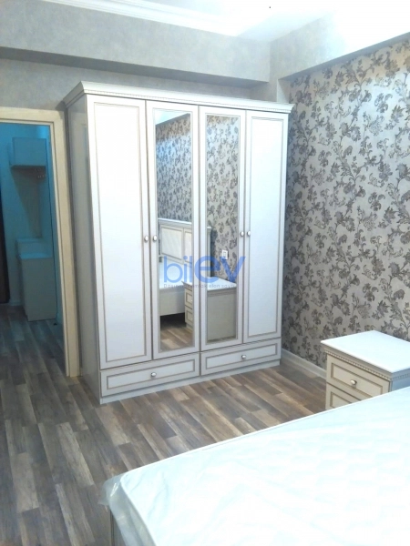 Aylıq Kirayə 2 otaqlı Yeni Tikili bina evi  60m², Bakı