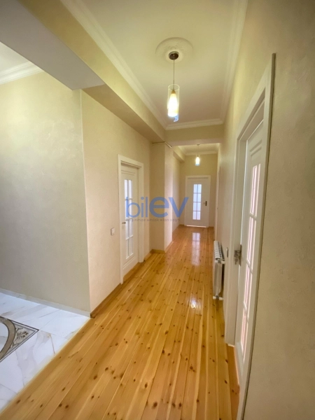 Aylıq Kirayə 3 otaqlı Yeni Tikili bina evi  108m², Bakı