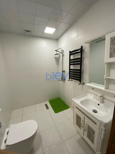 Aylıq Kirayə 3 otaqlı Yeni Tikili bina evi  108m², Bakı