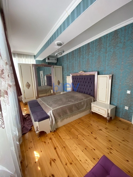 Aylıq Kirayə 3 otaqlı Yeni Tikili bina evi  108m², Bakı