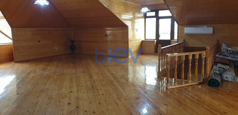 Aylıq Kirayə 6 otaqlı Həyət evi  300m², Bakı