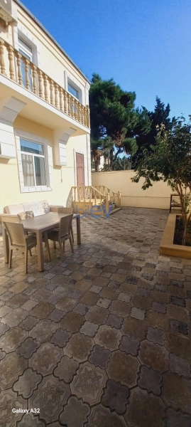Aylıq Kirayə 5 otaqlı Həyət evi  150m², Bakı
