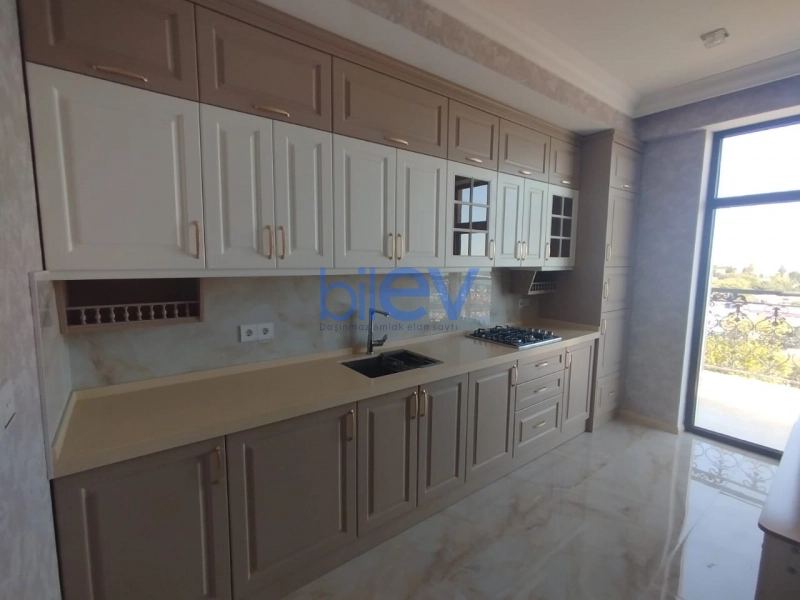 Aylıq Kirayə 3 otaqlı Yeni Tikili bina evi  125m², Bakı